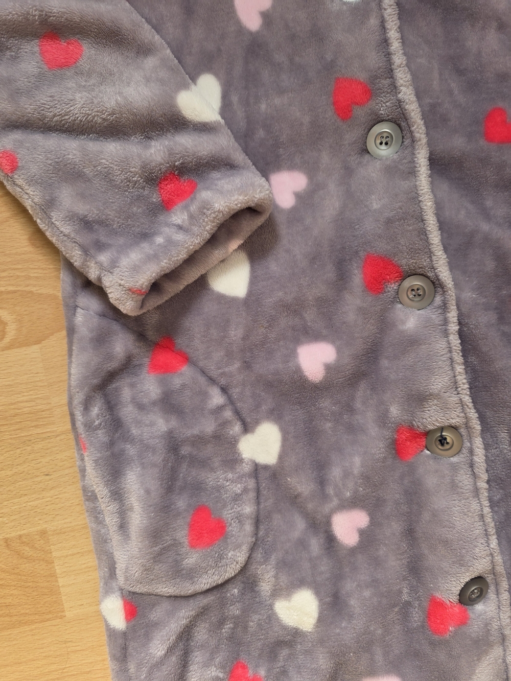 Ringella Cozy Grey Heart-Print Button-Front Robe - Picture 3 of 4